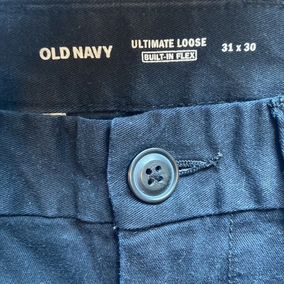 Old Navy Ultimate Loose Built in Flex Black Pants - Picture 3 of 3